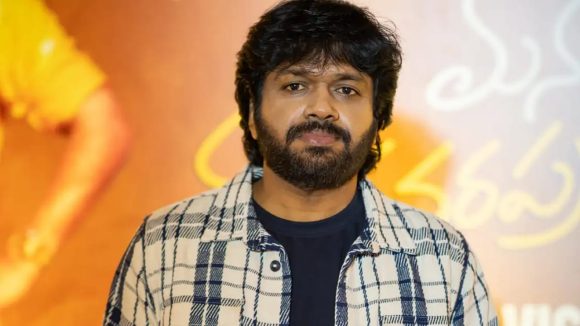 అనిల్ రావిపూడి టెన్త్ మూవీ టైటిల్ లీక్! బాక్సాఫీస్ బద్దలే అంటున్న ఫ్యాన్స్!! అనిల్ రావిపూడి టెన్త్ మూవీ టైటిల్ లీక్! బాక్సాఫీస్ బద్దలే అంటున్న ఫ్యాన్స్!!