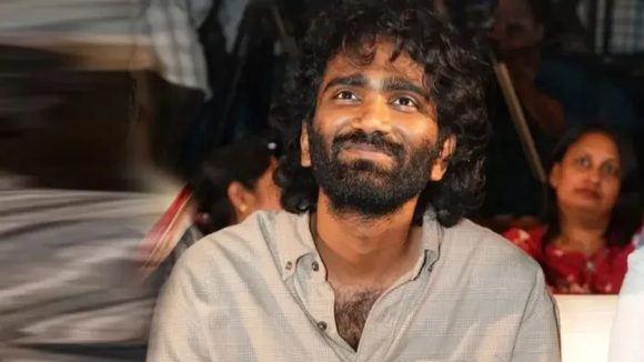 ప్రదీప్ రంగనాథన్ మళ్ళీ దర్శకుడిగా: స్టార్ హీరోయిన్తో భారీ సైన్స్ ఫిక్షన్ చిత్రం! ప్రదీప్ రంగనాథన్ మళ్ళీ దర్శకుడిగా: స్టార్ హీరోయిన్తో భారీ సైన్స్ ఫిక్షన్ చిత్రం!