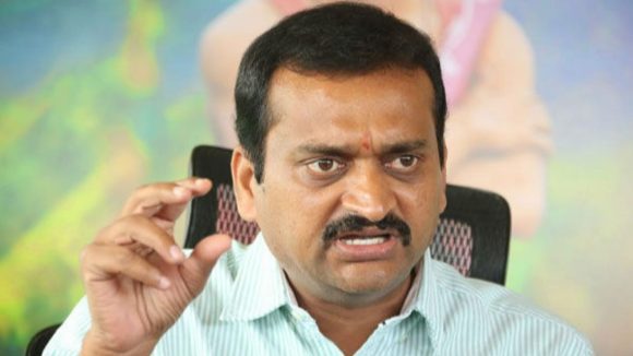 అనిల్ రావిపూడి 'తోపులకే బాపు': బండ్ల గణేష్ సంచలన వ్యాఖ్యలు! చిరు సినిమాపై ప్రశంసలు అనిల్ రావిపూడి 'తోపులకే బాపు': బండ్ల గణేష్ సంచలన వ్యాఖ్యలు! చిరు సినిమాపై ప్రశంసలు