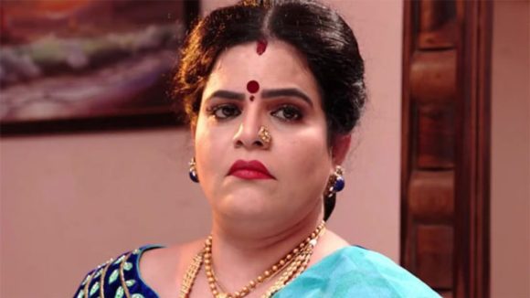 కరాటే కళ్యాణిపై సంచలన దాడి! లక్కీ డ్రా మోసం బయటపెట్టినందుకేనా? కరాటే కళ్యాణిపై సంచలన దాడి! లక్కీ డ్రా మోసం బయటపెట్టినందుకేనా?