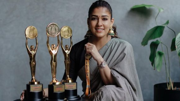 నయనతార అవార్డుల సునామీ! రాష్ట్ర అవార్డుల్లో రికార్డుల మోత మోగించిన లేడీ సూపర్ స్టార్! నయనతార అవార్డుల సునామీ! రాష్ట్ర అవార్డుల్లో రికార్డుల మోత మోగించిన లేడీ సూపర్ స్టార్!