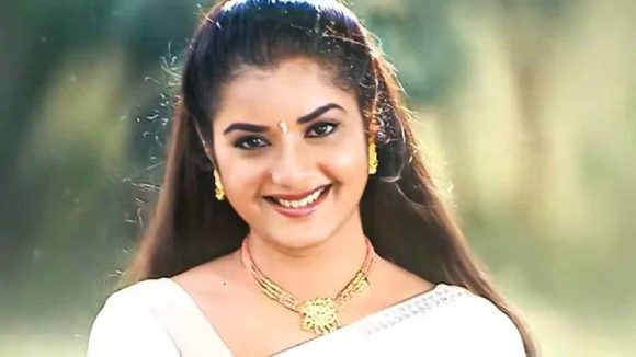 స్టార్ హీరోయిన్ ప్రేమ సంచలన జీవితం: విడాకుల తర్వాత ఊహించని మలుపు! స్టార్ హీరోయిన్ ప్రేమ సంచలన జీవితం: విడాకుల తర్వాత ఊహించని మలుపు!