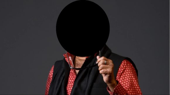 షాకింగ్: నా డైలాగ్ నాదే.. ఎవ్వరూ వాడకూడదు! కోర్టుకెక్కిన స్టార్ హీరో!! షాకింగ్: నా డైలాగ్ నాదే.. ఎవ్వరూ వాడకూడదు! కోర్టుకెక్కిన స్టార్ హీరో!!