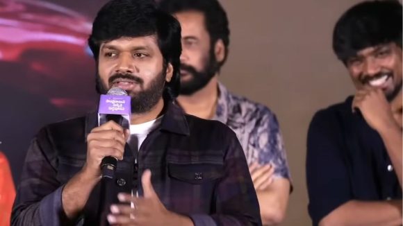 షాకింగ్: హీరోగా కాదు, విలన్గా మెప్పించాలనుకుంటున్న అనిల్ రావిపూడి! కారణం ఇదేనా? షాకింగ్: హీరోగా కాదు, విలన్గా మెప్పించాలనుకుంటున్న అనిల్ రావిపూడి! కారణం ఇదేనా?
