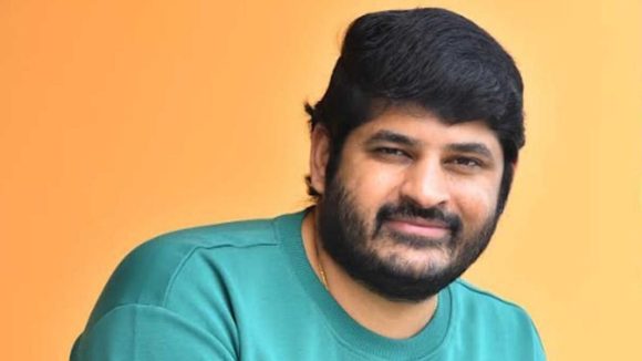 సమ్మర్ హాలిడేస్తో ధీరజ్ మొగిలినేని సంచలనం! మే 1న విడుదల, నటీనటులు ఎవరంటే? సమ్మర్ హాలిడేస్తో ధీరజ్ మొగిలినేని సంచలనం! మే 1న విడుదల, నటీనటులు ఎవరంటే?