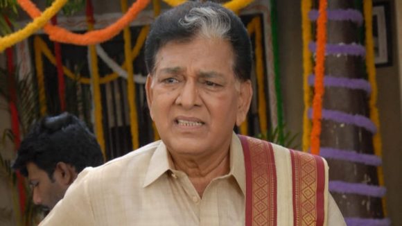 టాలీవుడ్లో తీవ్ర విషాదం: సీనియర్ నటుడు రఘునాథ్ రెడ్డి హఠాన్మరణం! టాలీవుడ్లో తీవ్ర విషాదం: సీనియర్ నటుడు రఘునాథ్ రెడ్డి హఠాన్మరణం!