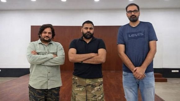 Vijay Deverakonda's Surprise Entry in Pawan Kalyan Film: Fans Thrilled! Vijay Deverakonda's Surprise Entry in Pawan Kalyan Film: Fans Thrilled!