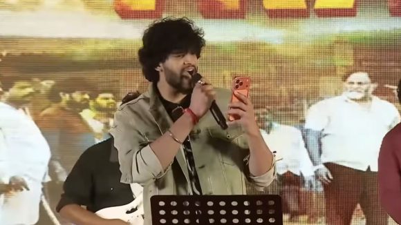 Chanduhaas's Vulgar Song for 'Barabar Premista' Sparks Massive Netizen Outrage Chanduhaas's Vulgar Song for 'Barabar Premista' Sparks Massive Netizen Outrage