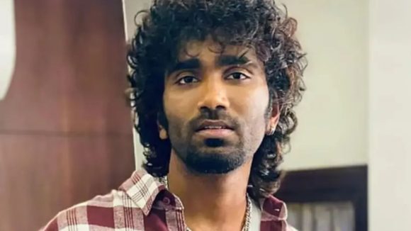 ప్రదీప్ రంగనాథన్ సంచలనం: బ్లాక్ బస్టర్ సీక్వెల్ తో మరోసారి బాక్సాఫీస్ షేక్! 300 కోట్లు ఖాయమా? ప్రదీప్ రంగనాథన్ సంచలనం: బ్లాక్ బస్టర్ సీక్వెల్ తో మరోసారి బాక్సాఫీస్ షేక్! 300 కోట్లు ఖాయమా?
