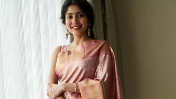 సాయి పల్లవి సంచలనం! ఒకేసారి 7 ఫిల్మ్ఫేర్ అవార్డులు.. అసలు విషయం ఏంటంటే? సాయి పల్లవి సంచలనం! ఒకేసారి 7 ఫిల్మ్ఫేర్ అవార్డులు.. అసలు విషయం ఏంటంటే?