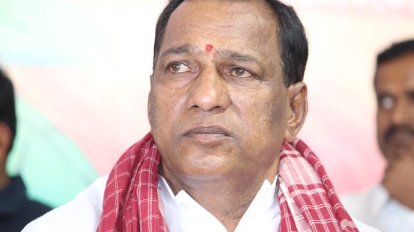 Mallareddy Sensation: From Politician to 'Reel CM', Rejects Pawan Kalyan's Offer Mallareddy Sensation: From Politician to 'Reel CM', Rejects Pawan Kalyan's Offer