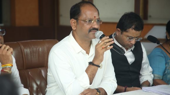జూనియర్ ఆర్టిస్ట్ ఎన్నికల్లో సంచలనం! వల్లభనేని అనిల్ ప్యానెల్ గెలుపు గుర్రం! జూనియర్ ఆర్టిస్ట్ ఎన్నికల్లో సంచలనం! వల్లభనేని అనిల్ ప్యానెల్ గెలుపు గుర్రం!
