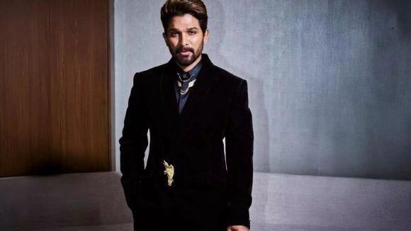 Allu Arjun Praises Ranveer Singh, Igniting Fury Among Pawan Kalyan Fans Allu Arjun Praises Ranveer Singh, Igniting Fury Among Pawan Kalyan Fans