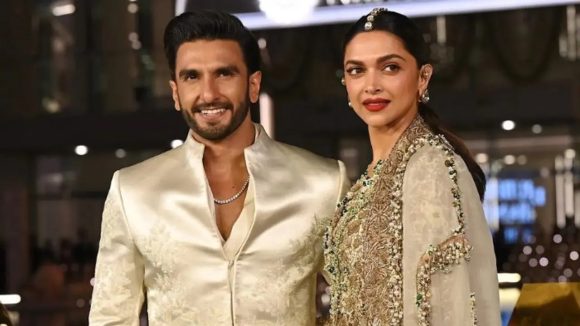 ‘ధురంధర్ 2’ సక్సెస్లో దీపికా సైలెన్స్ వెనుక అసలు కారణమిదేనా? రణ్వీర్తో గ్యాప్ నిజమేనా? ‘ధురంధర్ 2’ సక్సెస్లో దీపికా సైలెన్స్ వెనుక అసలు కారణమిదేనా? రణ్వీర్తో గ్యాప్ నిజమేనా?