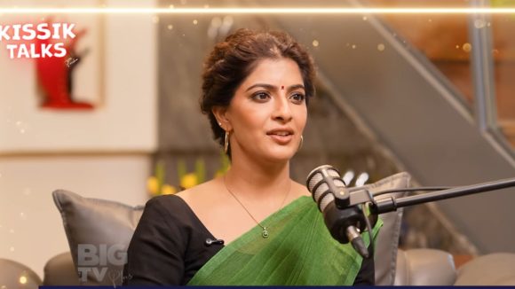 Varalaxmi Sarathkumar's Political Entry: Telugu States or Tamil Nadu? Varalaxmi Sarathkumar's Political Entry: Telugu States or Tamil Nadu?