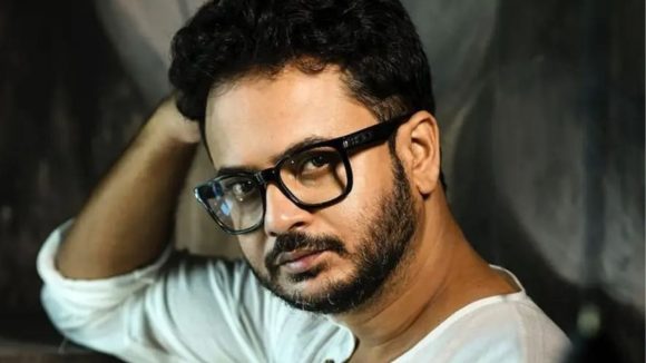 షాకింగ్: నీటిలో మునిగి బెంగాలీ నటుడు రాహుల్ బెనర్జీ హఠాన్మరణం! షాకింగ్: నీటిలో మునిగి బెంగాలీ నటుడు రాహుల్ బెనర్జీ హఠాన్మరణం!