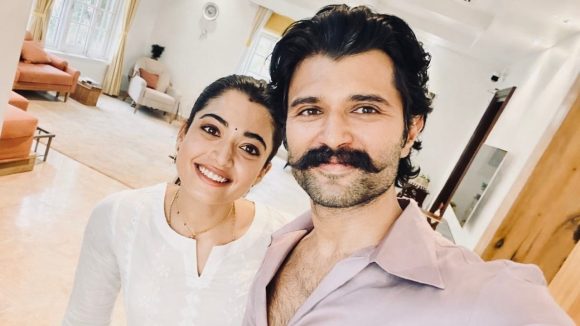 విజయ్, రష్మికల థాయిలాండ్ హనీమూన్ ట్రిప్… ఫోటోలు లీక్! విజయ్, రష్మికల థాయిలాండ్ హనీమూన్ ట్రిప్… ఫోటోలు లీక్!