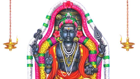 Gaja kesari Yogam: గజకేసరి యోగంతో ఈ 3 రాశులకు అదృష్టం.. ధనం, వ్యాపారంలో పురోగతితో పాటు ఎన్నో Gaja kesari Yogam: గజకేసరి యోగంతో ఈ 3 రాశులకు అదృష్టం.. ధనం, వ్యాపారంలో పురోగతితో పాటు ఎన్నో