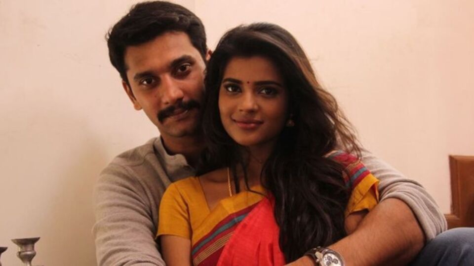 ఓటీటీలో దుమ్ములేపుతోన్న తెలుగు క్రైమ్ థ్రిల్లర్ గరుడ 2.0.. టాప్ 1లో ట్రెండింగ్.. 6.8 ఐఎమ్డీబీ రేటింగ్! ఓటీటీలో దుమ్ములేపుతోన్న తెలుగు క్రైమ్ థ్రిల్లర్ గరుడ 2.0.. టాప్ 1లో ట్రెండింగ్.. 6.8 ఐఎమ్డీబీ రేటింగ్!