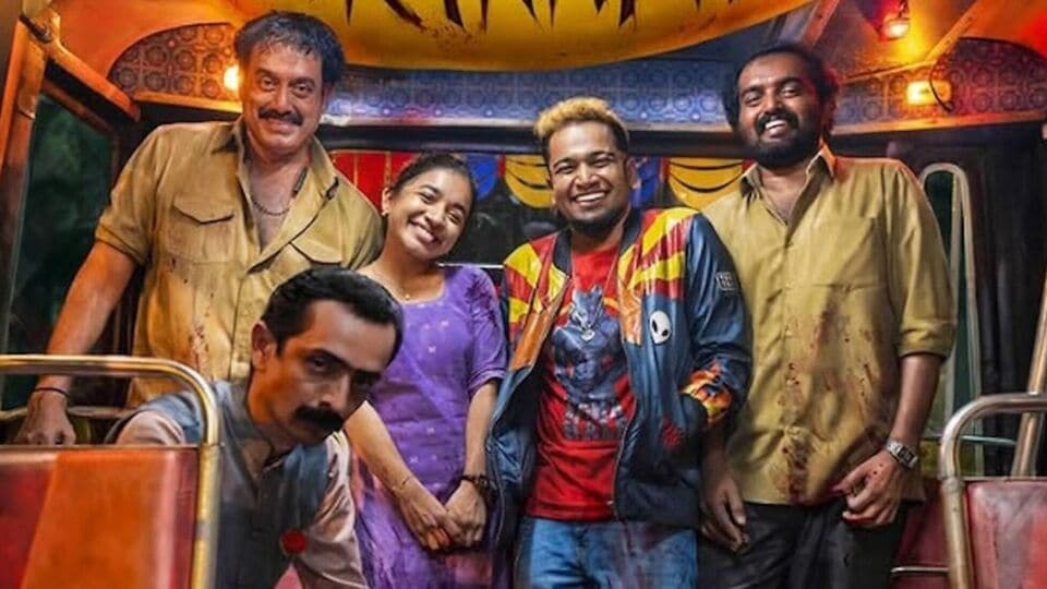 ఓటీటీల్లోకి ఈనెలలోనే రానున్న రెండు మలయాళ సూపర్ హిట్ చిత్రాలు.. ఒకటి కామెడీ.. మరొకటి థ్రిల్లర్ ఓటీటీల్లోకి ఈనెలలోనే రానున్న రెండు మలయాళ సూపర్ హిట్ చిత్రాలు.. ఒకటి కామెడీ.. మరొకటి థ్రిల్లర్