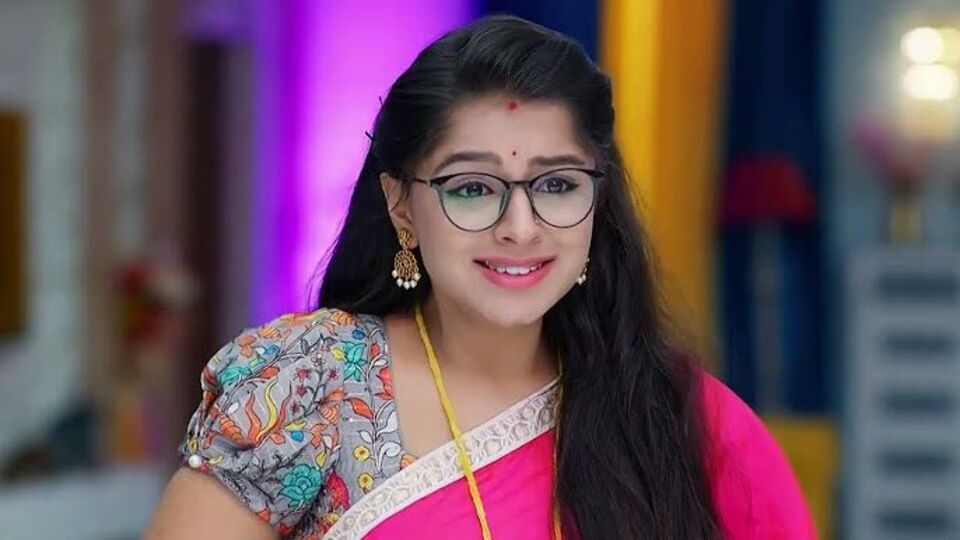 ఇలా కూడా చేస్తారా! - క్లైమాక్స్ లేకుండానే సీరియల్కు శుభం కార్డు - ఫ్యాన్స్ హర్ట్ ఇలా కూడా చేస్తారా! - క్లైమాక్స్ లేకుండానే సీరియల్కు శుభం కార్డు - ఫ్యాన్స్ హర్ట్