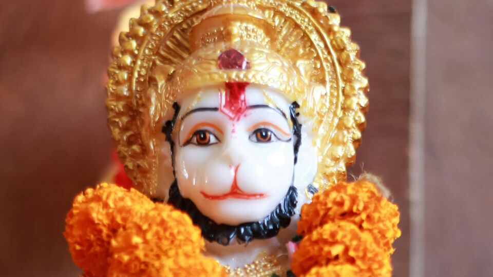 హనుమాన్ జయంతి: ఈరోజు ఏం చేయాలి? పరిహారాలు తెలుసుకోండి! హనుమాన్ జయంతి: ఈరోజు ఏం చేయాలి? పరిహారాలు తెలుసుకోండి!