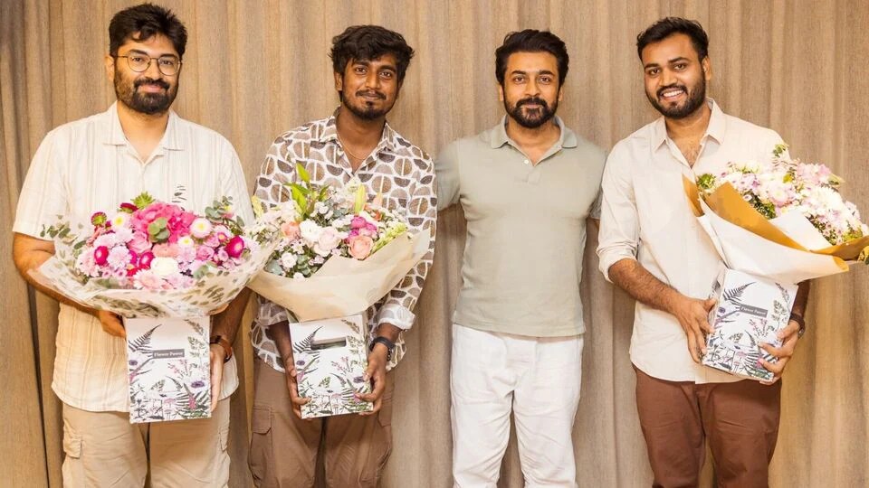 తన సినిమాకు పోటీగా దిగిన చిత్రాన్ని ప్రశంసించిన సూర్య.. ఈ మూవీ ఓటీటీలోకి ఎప్పుడు వస్తుందంటే! తన సినిమాకు పోటీగా దిగిన చిత్రాన్ని ప్రశంసించిన సూర్య.. ఈ మూవీ ఓటీటీలోకి ఎప్పుడు వస్తుందంటే!