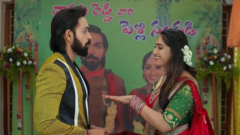 బ్రహ్మముడి టుడే ఎపిసోడ్: రాజ్తో కలిసి కావ్య డ్యాన్స్ - యామిని నిజస్వరూపం బయటపెట్టిన అప్పు బ్రహ్మముడి టుడే ఎపిసోడ్: రాజ్తో కలిసి కావ్య డ్యాన్స్ - యామిని నిజస్వరూపం బయటపెట్టిన అప్పు