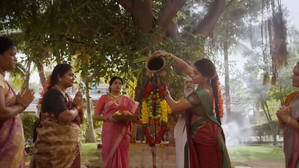 ఓటీటీలోకి ఇవాళ వచ్చేసిన తెలుగు హారర్ థ్రిల్లర్ - అమ్మవారి శాపం, రక్తం కక్కుకుని చచ్చే కొత్త పెళ్లి కూతుళ్లు - ఎక్కడంటే? ఓటీటీలోకి ఇవాళ వచ్చేసిన తెలుగు హారర్ థ్రిల్లర్ - అమ్మవారి శాపం, రక్తం కక్కుకుని చచ్చే కొత్త పెళ్లి కూతుళ్లు - ఎక్కడంటే?