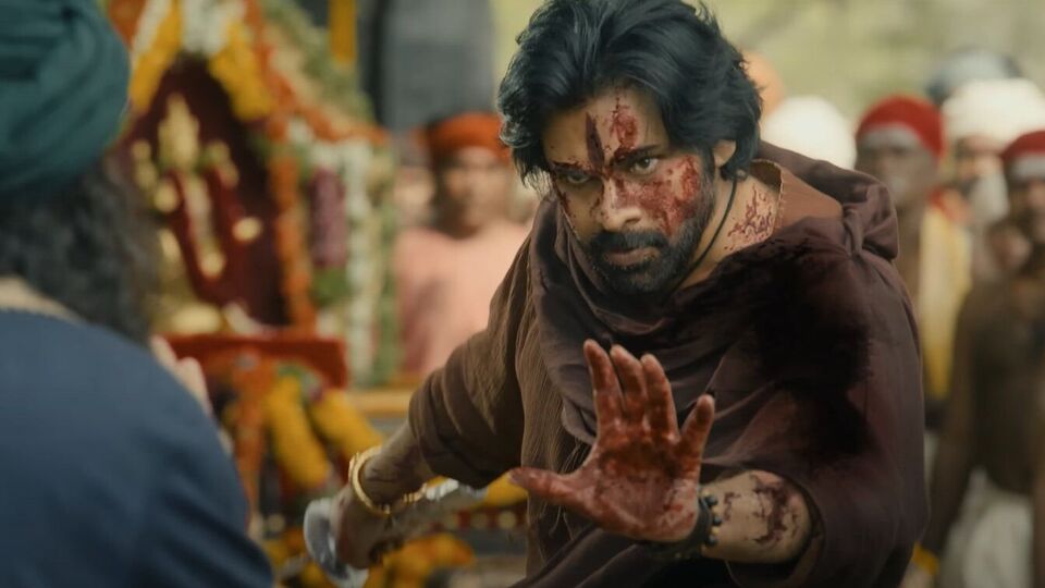 పవన్ కల్యాణ్ హరి హర వీరమల్లు ట్రైలర్పై చిరంజీవి, రామ్ చరణ్ రియాక్షన్ చూశారా.. మంట పుట్టించాడంటూ.. పవన్ కల్యాణ్ హరి హర వీరమల్లు ట్రైలర్పై చిరంజీవి, రామ్ చరణ్ రియాక్షన్ చూశారా.. మంట పుట్టించాడంటూ..