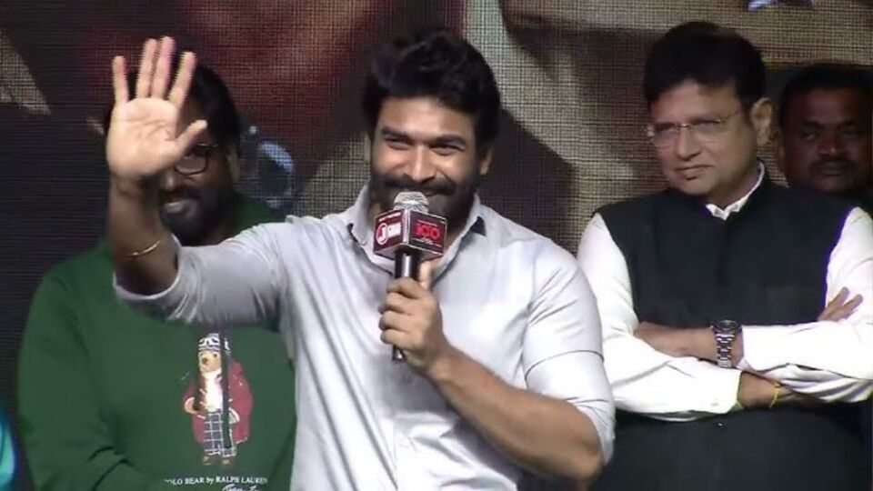 ప్రతి యుగంలో ఒక ఆయుధం పుడుతుంది.. ఈ కలియుగంలో ఆ వెపన్ 'ది 100'.. మొగలి రేకులు హీరో ఆర్కే సాగర్ కామెంట్స్ ప్రతి యుగంలో ఒక ఆయుధం పుడుతుంది.. ఈ కలియుగంలో ఆ వెపన్ 'ది 100'.. మొగలి రేకులు హీరో ఆర్కే సాగర్ కామెంట్స్