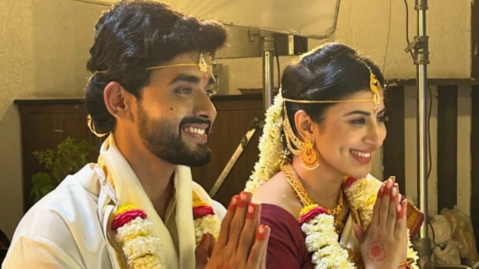 ఓటీటీలోకి సోలో బాయ్.. మిలియనీర్ గా మారిన కుర్రాడి కథ.. థియేటర్లో ఉండగానే డిజిటల్ స్ట్రీమింగ్ పై హీరో అప్ డేట్ ఓటీటీలోకి సోలో బాయ్.. మిలియనీర్ గా మారిన కుర్రాడి కథ.. థియేటర్లో ఉండగానే డిజిటల్ స్ట్రీమింగ్ పై హీరో అప్ డేట్