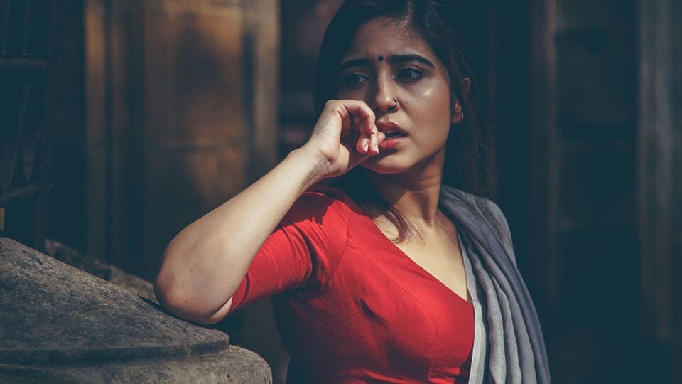 మీర్జాపూర్ హీరోయిన్ మెచ్చిన ఓటీటీ సిరీస్ ఇదే.. తెలుగులోనే స్ట్రీమింగ్.. హారర్, ఎమోషన్, యాక్షన్ నచ్చేలా! ఇక్కడ చూసేయండి! మీర్జాపూర్ హీరోయిన్ మెచ్చిన ఓటీటీ సిరీస్ ఇదే.. తెలుగులోనే స్ట్రీమింగ్.. హారర్, ఎమోషన్, యాక్షన్ నచ్చేలా! ఇక్కడ చూసేయండి!