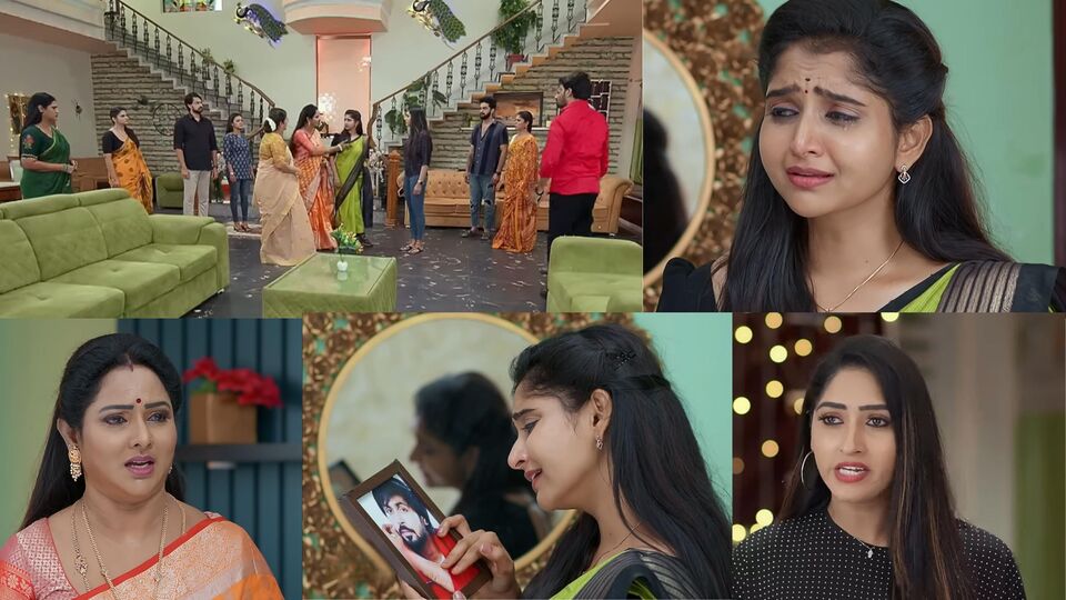 బ్రహ్మముడి ఆగస్ట్ 7 ఎపిసోడ్: కావ్యపై యామిని అరుపులు- రివర్స్లో తగులుకున్న అపర్ణ- రేవతి గురించి నోరు జారిన కావ్య బ్రహ్మముడి ఆగస్ట్ 7 ఎపిసోడ్: కావ్యపై యామిని అరుపులు- రివర్స్లో తగులుకున్న అపర్ణ- రేవతి గురించి నోరు జారిన కావ్య