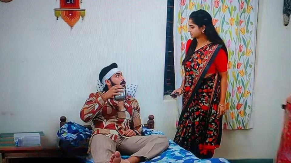 బ్రహ్మముడి ఆగస్ట్ 8 ఎపిసోడ్: తమ్ముడిని కాపాడుకున్న అక్క- రాజ్, కావ్యను కలుపుతానన్న యామిని- ట్విస్ట్ ఇచ్చిన సుభాష్ బ్రహ్మముడి ఆగస్ట్ 8 ఎపిసోడ్: తమ్ముడిని కాపాడుకున్న అక్క- రాజ్, కావ్యను కలుపుతానన్న యామిని- ట్విస్ట్ ఇచ్చిన సుభాష్