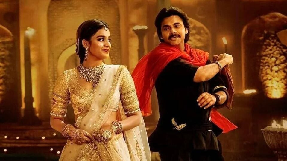 సడెన్గా ఓటీటీలోకి వచ్చిన పవన్ కల్యాణ్ సినిమా.. కోహినూర్ను కొల్లగొట్టే కథ.. హరిహర వీరమల్లు స్ట్రీమింగ్ సడెన్గా ఓటీటీలోకి వచ్చిన పవన్ కల్యాణ్ సినిమా.. కోహినూర్ను కొల్లగొట్టే కథ.. హరిహర వీరమల్లు స్ట్రీమింగ్