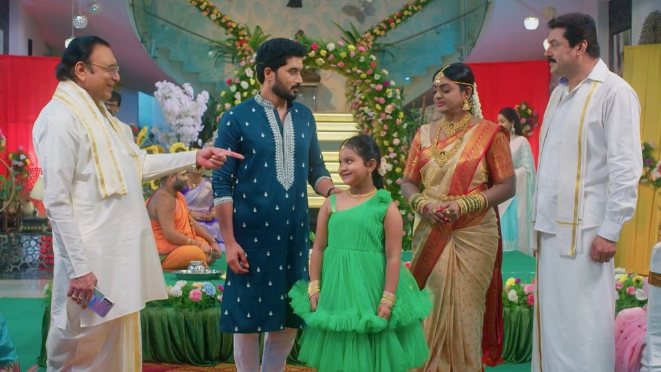 కార్తీక దీపం 2 టుడే ఎపిసోడ్: శౌర్య కిడ్నాప్ కుట్ర ఫెయిల్..శివన్నారాయణ ట్విస్ట్.. జ్యోత్స్న ప్లాన్-బి..పాలల్లో మత్తు మందు కార్తీక దీపం 2 టుడే ఎపిసోడ్: శౌర్య కిడ్నాప్ కుట్ర ఫెయిల్..శివన్నారాయణ ట్విస్ట్.. జ్యోత్స్న ప్లాన్-బి..పాలల్లో మత్తు మందు