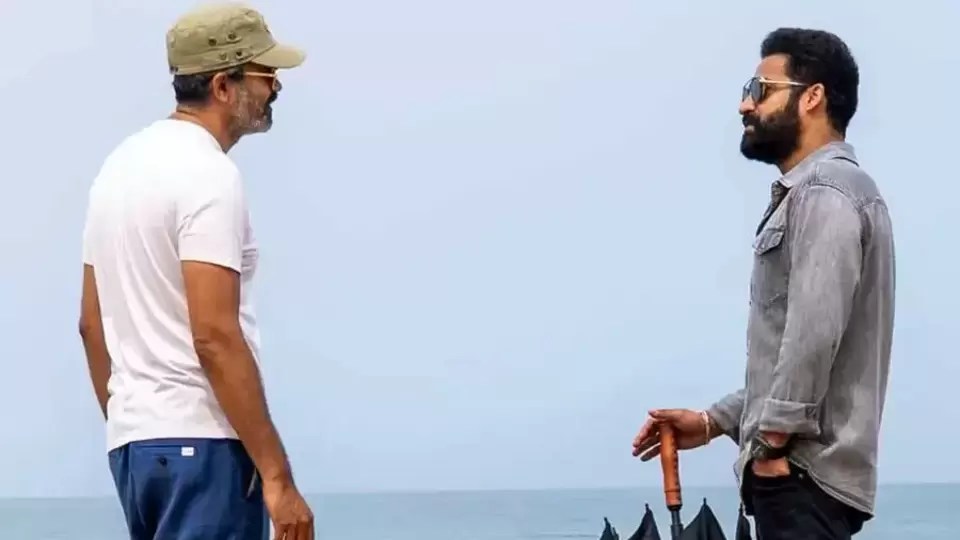 కేజీఎఫ్, సలార్ కంటే చాలా రెట్లు మెరుగ్గా ఉంటుంది.. బడ్జెట్ పరిమితులు లేనే లేవు: ఎన్టీఆర్, ప్రశాంత్ నీల్ మూవీపై అప్డేట్ కేజీఎఫ్, సలార్ కంటే చాలా రెట్లు మెరుగ్గా ఉంటుంది.. బడ్జెట్ పరిమితులు లేనే లేవు: ఎన్టీఆర్, ప్రశాంత్ నీల్ మూవీపై అప్డేట్
