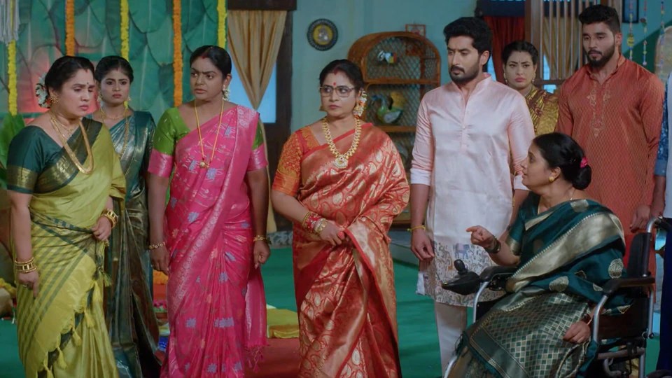 కార్తీక దీపం 2 టుడే ఎపిసోడ్: జ్యోత్స్న మైండ్ గేమ్-పెళ్లి ఆపే కుట్ర- తాళి తీసానని ఒప్పుకొన్న సుమిత్ర- కూలబడ్డ దీప కార్తీక దీపం 2 టుడే ఎపిసోడ్: జ్యోత్స్న మైండ్ గేమ్-పెళ్లి ఆపే కుట్ర- తాళి తీసానని ఒప్పుకొన్న సుమిత్ర- కూలబడ్డ దీప