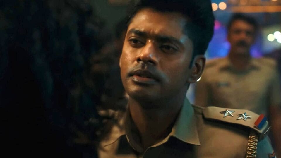 బెంగళూరు అమ్మాయిలంతా.. లోకా మూవీలో అసభ్య పదం.. కన్నడిగులు ఫైర్.. సారీ చెప్పిన దుల్కర్ సల్మాన్ ప్రొడక్షన్ సంస్థ బెంగళూరు అమ్మాయిలంతా.. లోకా మూవీలో అసభ్య పదం.. కన్నడిగులు ఫైర్.. సారీ చెప్పిన దుల్కర్ సల్మాన్ ప్రొడక్షన్ సంస్థ
