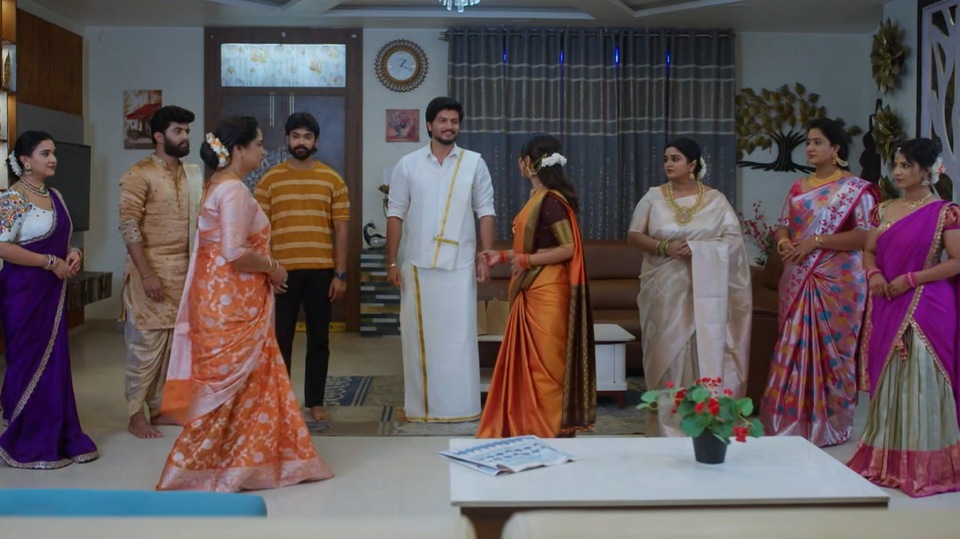 నిన్ను కోరి సెప్టెంబర్ 4 ఎపిసోడ్: విరాట్ ఇంట్లో అర్జున్.. చంద్రకళను అవమానించేలా దుష్ట త్రయం ప్లాన్.. శ్యామల మాటలు నిన్ను కోరి సెప్టెంబర్ 4 ఎపిసోడ్: విరాట్ ఇంట్లో అర్జున్.. చంద్రకళను అవమానించేలా దుష్ట త్రయం ప్లాన్.. శ్యామల మాటలు