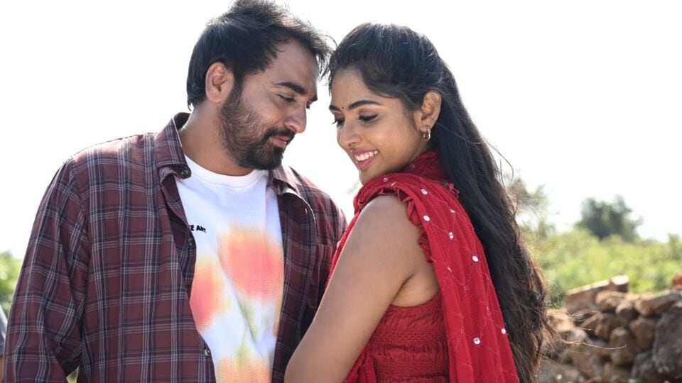 ఇప్పటివరకు రాని సరికొత్త పాయింట్తో క్రైమ్ సస్పెన్స్ థ్రిల్లర్- విద్రోహి ఫస్ట్ సాంగ్ రిలీజ్ ఇప్పటివరకు రాని సరికొత్త పాయింట్తో క్రైమ్ సస్పెన్స్ థ్రిల్లర్- విద్రోహి ఫస్ట్ సాంగ్ రిలీజ్
