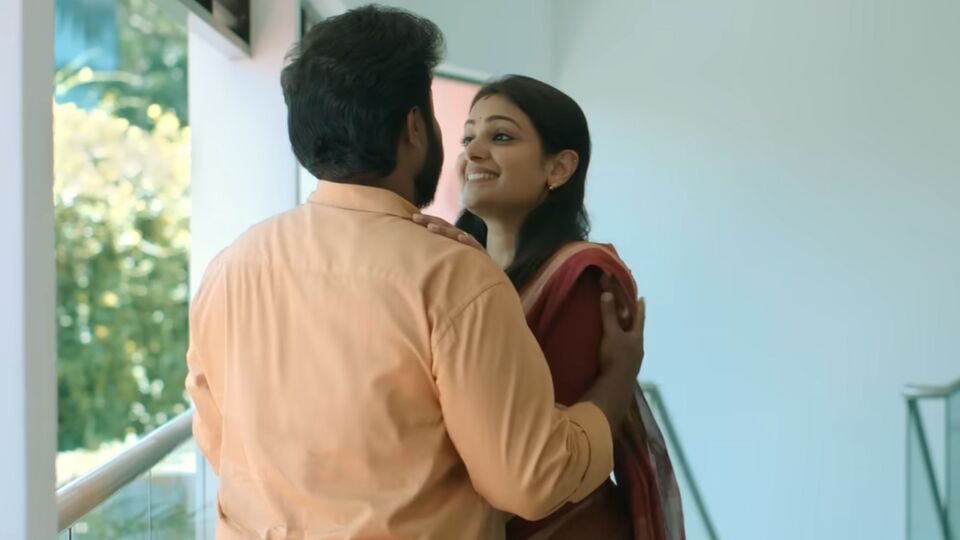ఓటీటీలోకి ఇవాళ ఒక్కరోజే తెలుగులో వచ్చిన ఐదు సినిమాలు- సైబర్ క్రైమ్, సైకలాజికల్, బోల్డ్ జోనర్లలో - ఎక్కడెక్కడ చూడాలంటే? ఓటీటీలోకి ఇవాళ ఒక్కరోజే తెలుగులో వచ్చిన ఐదు సినిమాలు- సైబర్ క్రైమ్, సైకలాజికల్, బోల్డ్ జోనర్లలో - ఎక్కడెక్కడ చూడాలంటే?