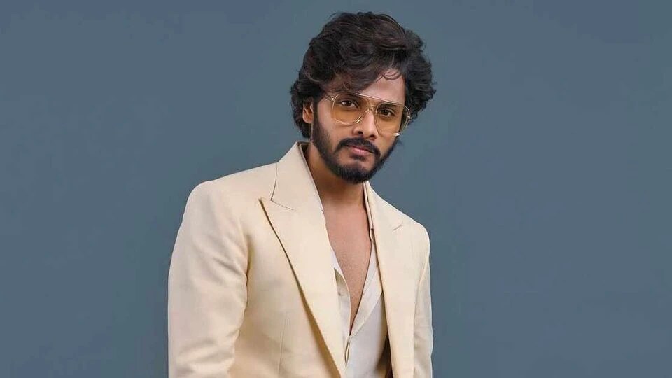 చిరంజీవి గారు పెద్ద మెసేజ్ పెట్టారు, బలవంతంగా ఇరికించింది కాదు, జాంబిరెడ్డి 2 ఒక్కటే కమిట్ అయ్యా: హీరో తేజ సజ్జా చిరంజీవి గారు పెద్ద మెసేజ్ పెట్టారు, బలవంతంగా ఇరికించింది కాదు, జాంబిరెడ్డి 2 ఒక్కటే కమిట్ అయ్యా: హీరో తేజ సజ్జా