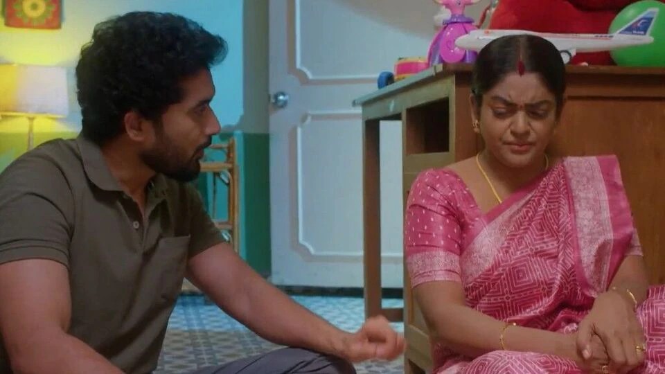 టాప్ 10 తెలుగు టీవీ సీరియల్స్లో భారీ మార్పులు.. జీ తెలుగు హవా.. స్టార్ మాకు షాక్.. 37వ వారం టీఆర్పీ రేటింగ్స్ ఇలా.. టాప్ 10 తెలుగు టీవీ సీరియల్స్లో భారీ మార్పులు.. జీ తెలుగు హవా.. స్టార్ మాకు షాక్.. 37వ వారం టీఆర్పీ రేటింగ్స్ ఇలా..