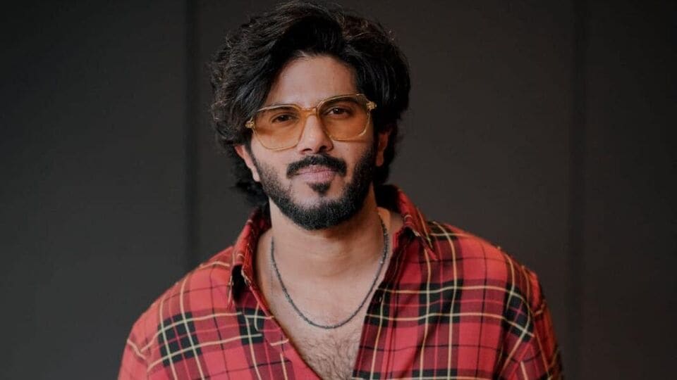 తన లగ్జరీ కారు సీజ్ చేయడంపై కేరళ హైకోర్టుకు దుల్కర్ సల్మాన్.. డాక్యుమెంట్స్ ఉన్నా పట్టించుకోలేదంటూ.. తన లగ్జరీ కారు సీజ్ చేయడంపై కేరళ హైకోర్టుకు దుల్కర్ సల్మాన్.. డాక్యుమెంట్స్ ఉన్నా పట్టించుకోలేదంటూ..