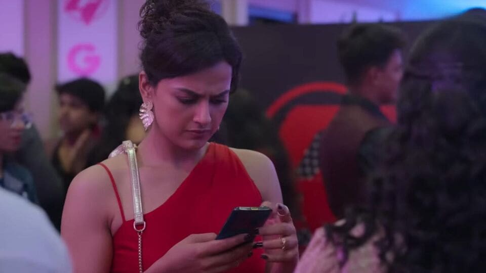 ఓటీటీలోకి సరికొత్త తమిళ థ్రిల్లర్- తెలుగులోనూ స్ట్రీమింగ్- వర్చువల్, రియాలిటీకి తేడా మారితే- ఎక్కడ చూడాలంటే? ఓటీటీలోకి సరికొత్త తమిళ థ్రిల్లర్- తెలుగులోనూ స్ట్రీమింగ్- వర్చువల్, రియాలిటీకి తేడా మారితే- ఎక్కడ చూడాలంటే?