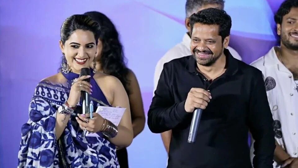 ఆ ఓటీటీ సినిమాలాగే ఈ మూవీతో నవ్విస్తాం.. కడుపు నొప్పితో థియేటర్ నుంచి బయటకు వెళ్తారు.. నిర్మాత బన్నీ వాసు కామెంట్స్ ఆ ఓటీటీ సినిమాలాగే ఈ మూవీతో నవ్విస్తాం.. కడుపు నొప్పితో థియేటర్ నుంచి బయటకు వెళ్తారు.. నిర్మాత బన్నీ వాసు కామెంట్స్