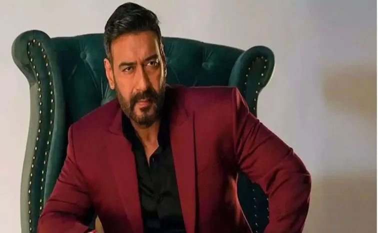 Ajay Devgn: సొంతంగా ఖరీదైన ప్రైవేట్ జెట్.. అజయ్ దేవగణ్ ఏమన్నారంటే? Ajay Devgn: సొంతంగా ఖరీదైన ప్రైవేట్ జెట్.. అజయ్ దేవగణ్ ఏమన్నారంటే?