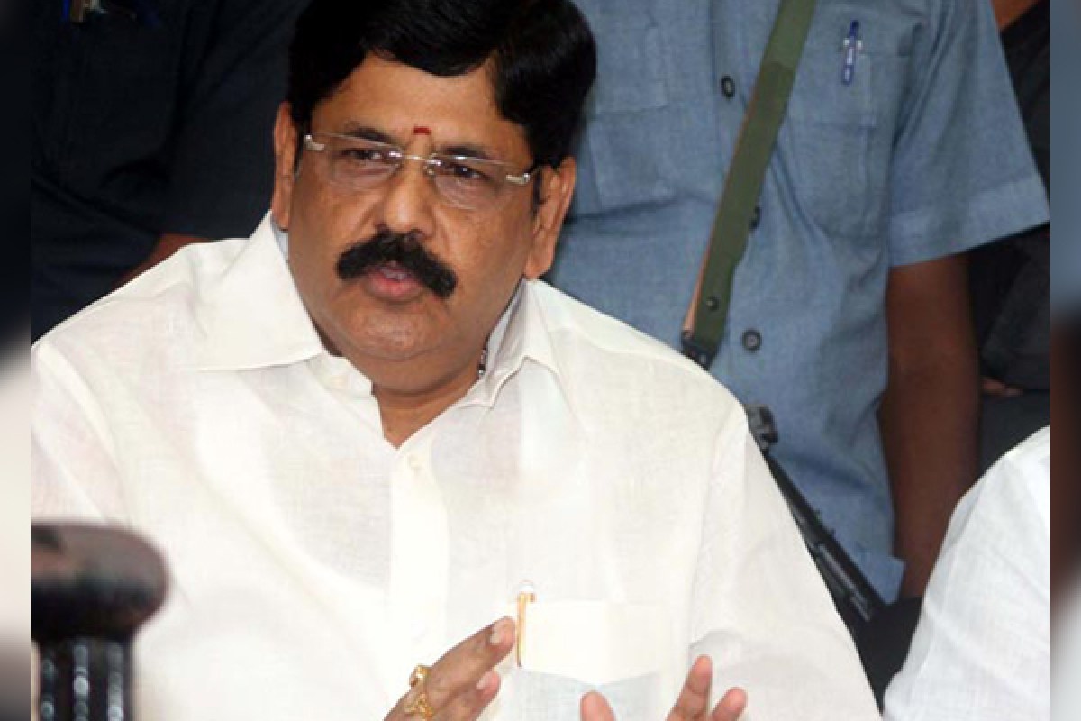అల్లు అర్జున్ కోసం హైదరాబాద్ లో పని మొదలుపెట్టిన అట్లీ, ఏం చేయబోతున్నారంటే? అల్లు అర్జున్ కోసం హైదరాబాద్ లో పని మొదలుపెట్టిన అట్లీ, ఏం చేయబోతున్నారంటే?